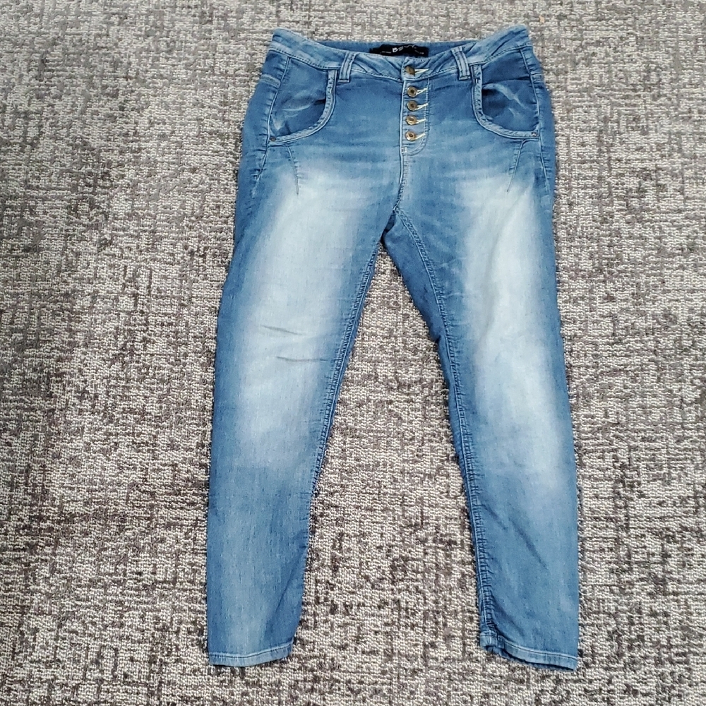 Blue Skinny Jeans with Fading Effects